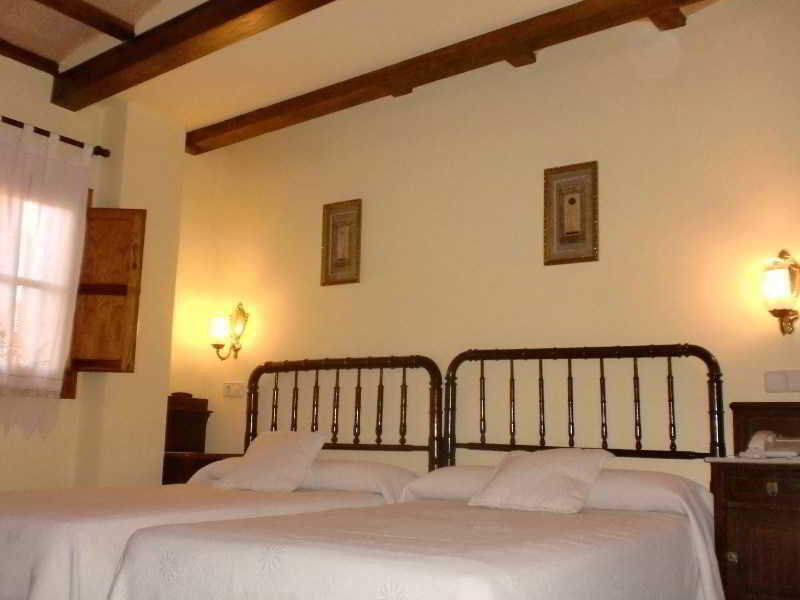 Hotel La Villa Requena Bagian luar foto