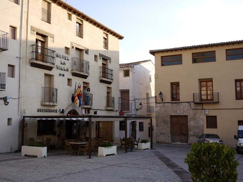 Hotel La Villa Requena Bagian luar foto