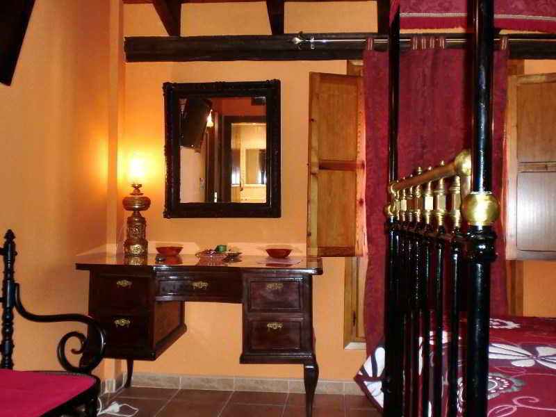 Hotel La Villa Requena Bagian luar foto